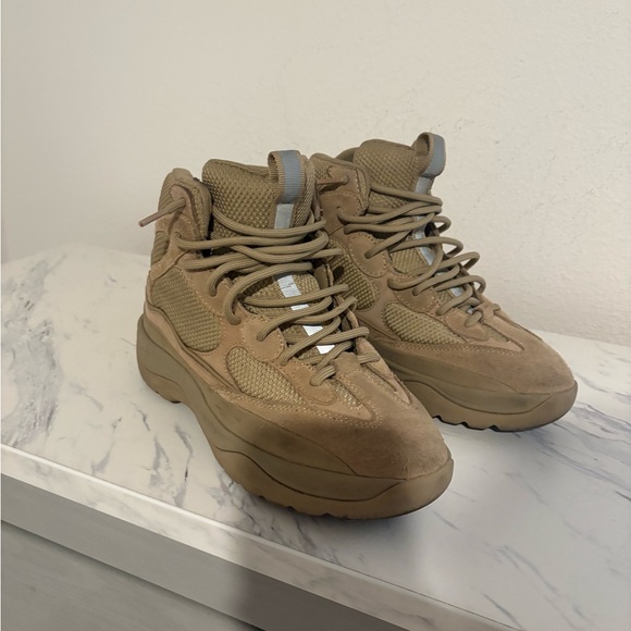 Yeezy boots- size 8.5